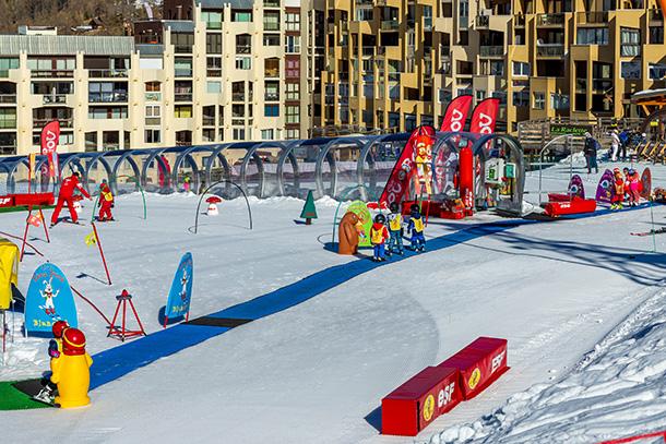 Tapis Cabri à Isola 2000 : FUNBELT® simplifie l'apprentissage du ski ! - Photo 1