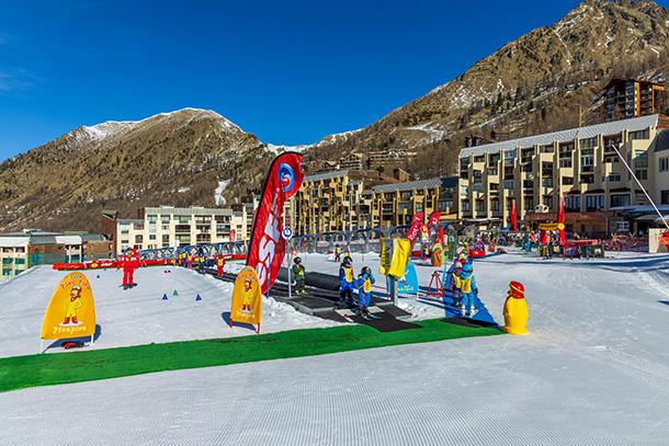 Isola 2000 : le tapis ski débutant Ourson, confort et sérénité des enfants - Photo 2