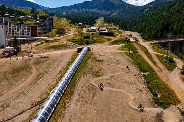 Isola 2000 : un double bande alliant performance solaire et mobilité 4 saisons. - Photo 6